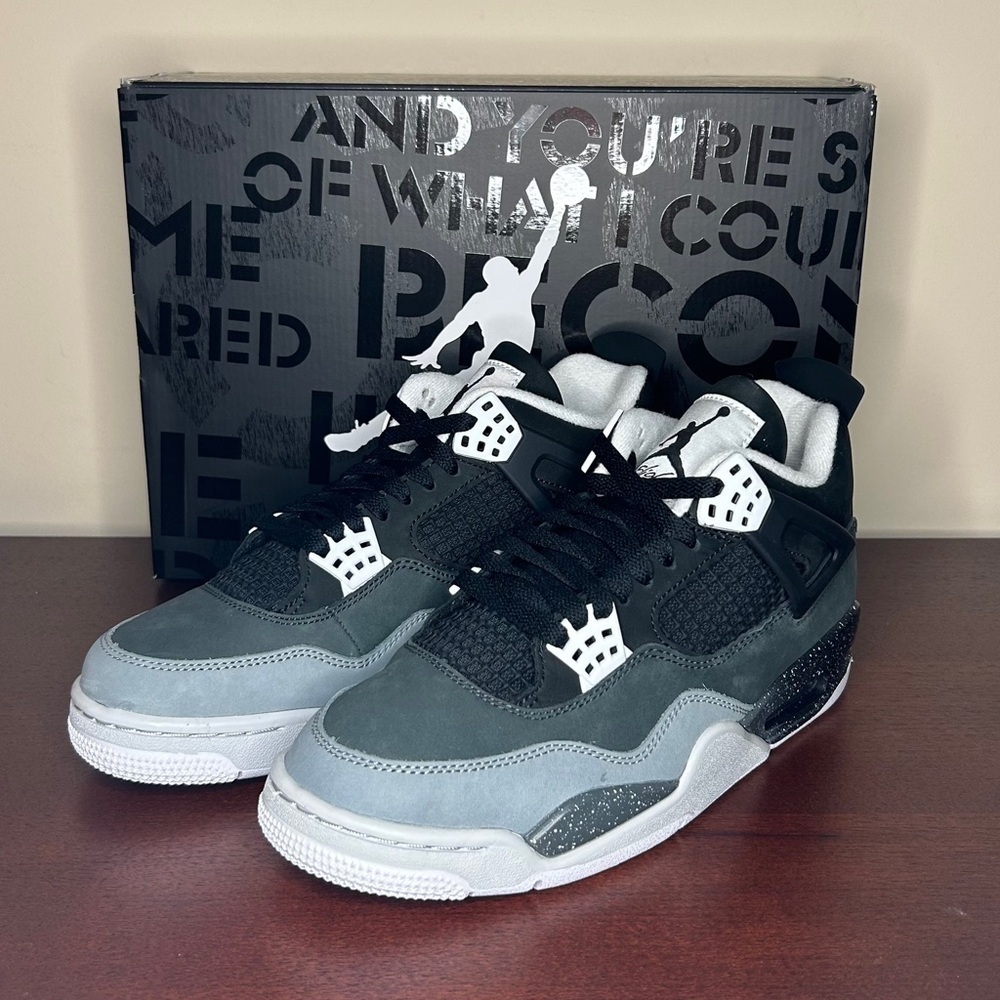 SOLD Jordan | Nike Air Jordan 4 Retro Fear 2024 (8 Men's / 9.5 Women's) - Picture 2 of 12